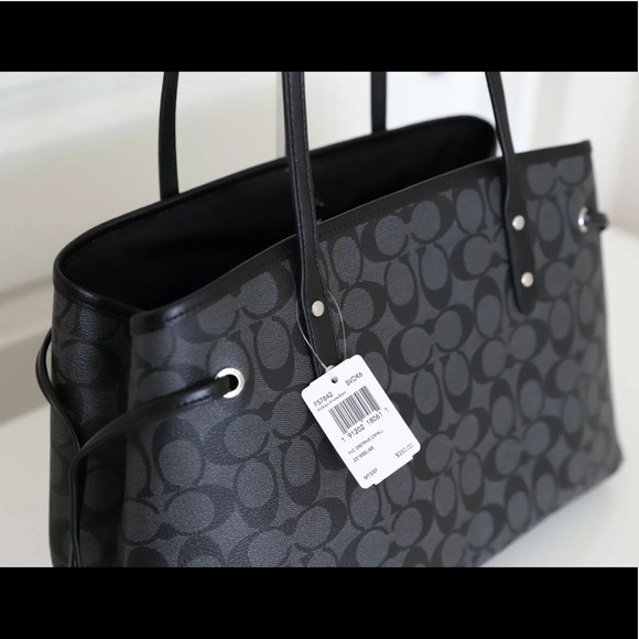 🌷Coach Drawstring Carryall In Signature NWT. - Picture 4 of 8